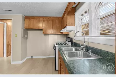 811A W 52nd Street, Savannah, GA 31405 - Photo 18