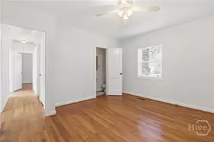115 E 60th St, Savannah, GA 31405 - Photo 18