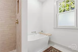 114 E 48th St, Savannah, GA 31405 - Photo 36