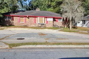 110 E Derenne Ave, Savannah, GA 31405 - Photo 10