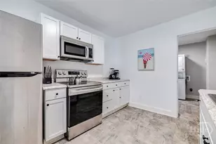 1317 E 38th St, Savannah, GA 31404 - Photo 14