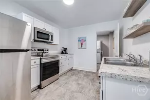 1317 E 38th St, Savannah, GA 31404 - Photo 16