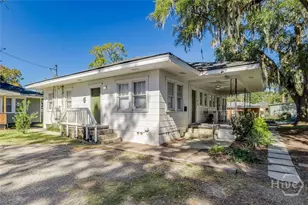 1317 E 38th St, Savannah, GA 31404 - Photo 2