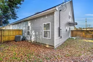 39 Travis St, Savannah, GA 31406 - Photo 22