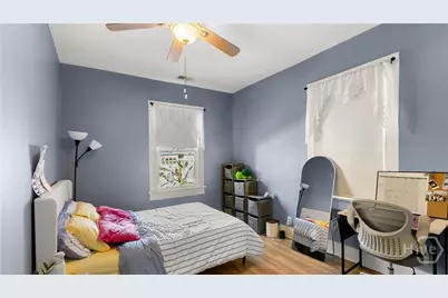 534 E Waldburg Street, Savannah, GA  - Photo 30