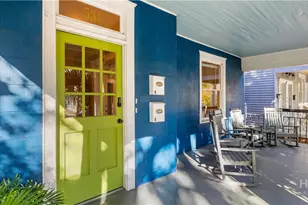 534 E Waldburg St, Savannah, GA - Photo 4