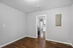 1505 Reynolds St, Savannah, GA 31401 - Photo 14