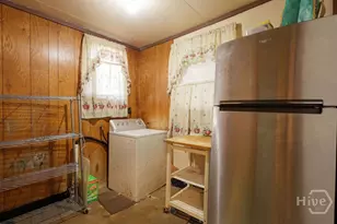 645 E 31st St, Savannah, GA 31401 - Photo 16