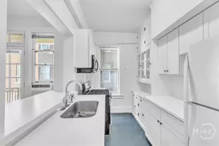 24 E Liberty St, Savannah, GA 31401 - Photo 20
