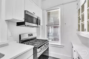 24 E Liberty St, Savannah, GA 31401 - Photo 20