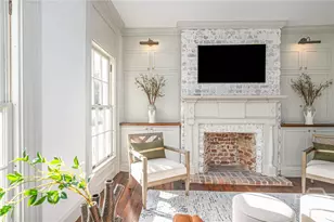 110 W Taylor St, Savannah, GA 31401 - Photo 4
