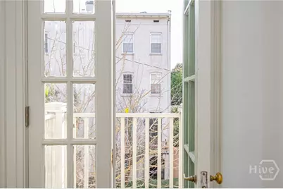 110 W Taylor Street, Savannah, GA 31401 - Photo 24