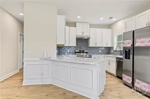 1520 E 56th St, Savannah, GA 31404 - Photo 18