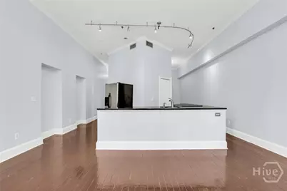 321 W Broughton Street #5, Savannah, GA 31401 - Photo 16