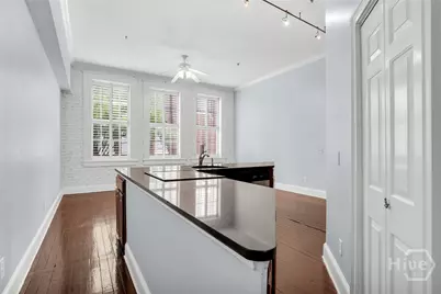 321 W Broughton Street #5, Savannah, GA 31401 - Photo 10