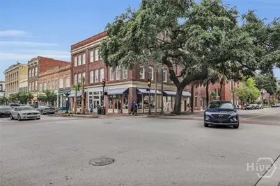 321 W Broughton Street #5, Savannah, GA 31401 - Photo 2
