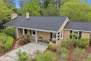9 Colonel Estill Ave, Savannah, GA 31406 - Photo 2