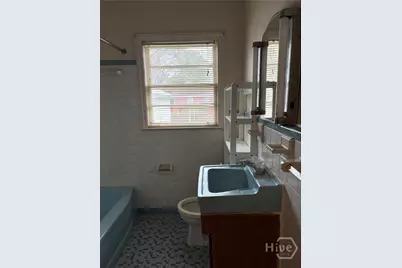 1818 E 60th Street, Savannah, GA 31404 - Photo 10
