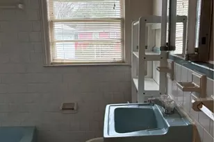 1818 E 60th St, Savannah, GA 31404 - Photo 10
