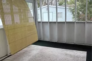 1818 E 60th St, Savannah, GA 31404 - Photo 6