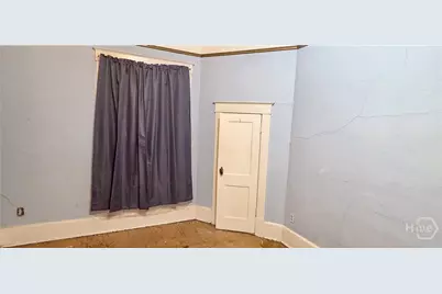218 W 38th Street, Savannah, GA 31401 - Photo 10