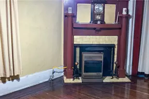 218 W 38th St, Savannah, GA 31401 - Photo 8