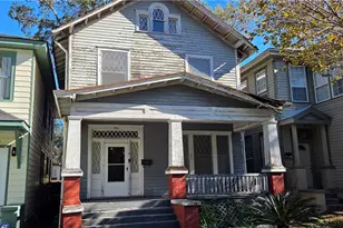 218 W 38th St, Savannah, GA 31401 - Photo 2