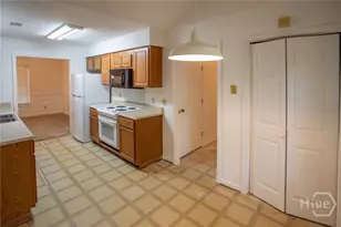 15 Sherborne Rd, Savannah, GA 31419 - Photo 18