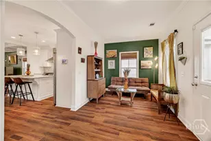 501 E 34th St, Savannah, GA 31401 - Photo 16