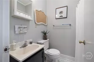 201 E 49th St, Savannah, GA 31405 - Photo 20