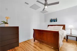 310 W Broughton St, Savannah, GA 31401 - Photo 8