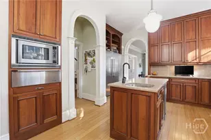 103 E 51st St, Savannah, GA 31405 - Photo 8