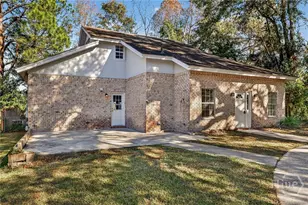 1920 Mitchell St, Savannah, GA 31405 - Photo 4
