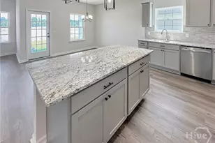 167 Juniper Dr, Hinesville, GA 31313 - Photo 6