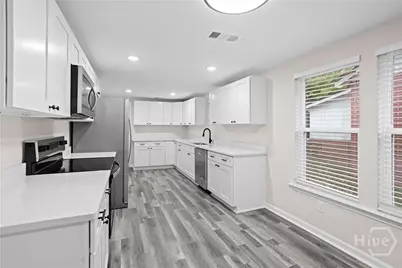 104 Smith Avenue, Savannah, GA 31408 - Photo 6