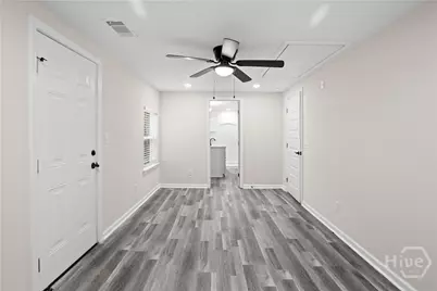 104 Smith Avenue, Savannah, GA 31408 - Photo 10