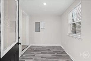 104 Smith Ave, Savannah, GA 31408 - Photo 12