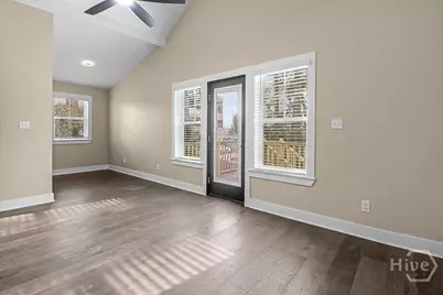 513 E 64th Street, Savannah, GA 31405 - Photo 34