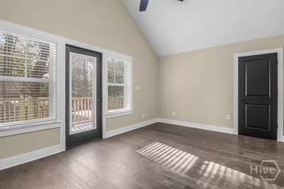 513 E 64th Street, Savannah, GA 31405 - Photo 36