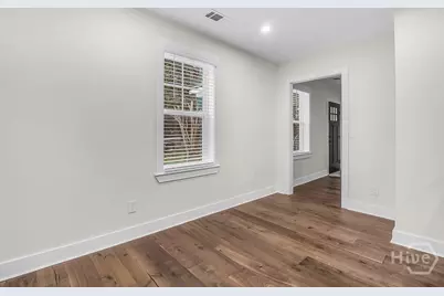 513 E 64th Street, Savannah, GA 31405 - Photo 6