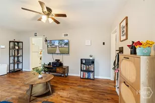 325 Manor Dr, Savannah, GA 31404 - Photo 6