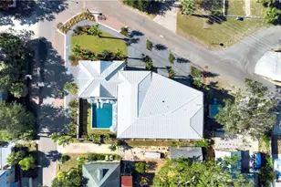 104 17th St, Tybee Island, GA 31328 - Photo 2