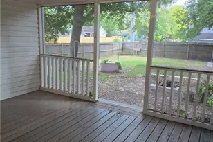 329 E 63rd St, Savannah, GA 31405 - Photo 12
