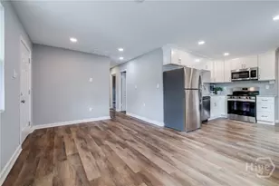 504 E Montgomery Cross Rd, Savannah, GA 31406 - Photo 8