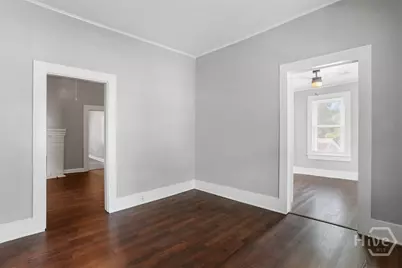 1023 W 37th Street, Savannah, GA 31415 - Photo 10