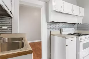 1023 W 37th St, Savannah, GA 31415 - Photo 32