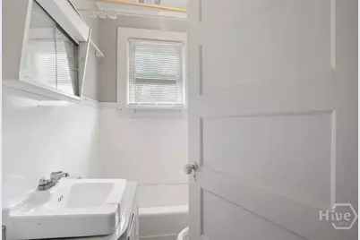 1023 W 37th Street, Savannah, GA 31415 - Photo 14
