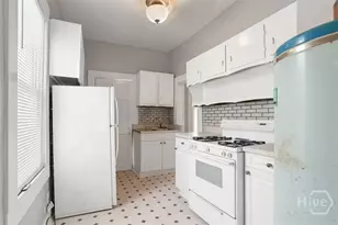 1023 W 37th St, Savannah, GA 31415 - Photo 28