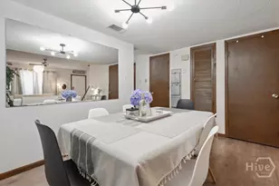 2220 E Victory Dr, Savannah, GA 31404 - Photo 6