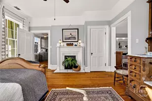 15 E Jones St, Savannah, GA 31401 - Photo 18
